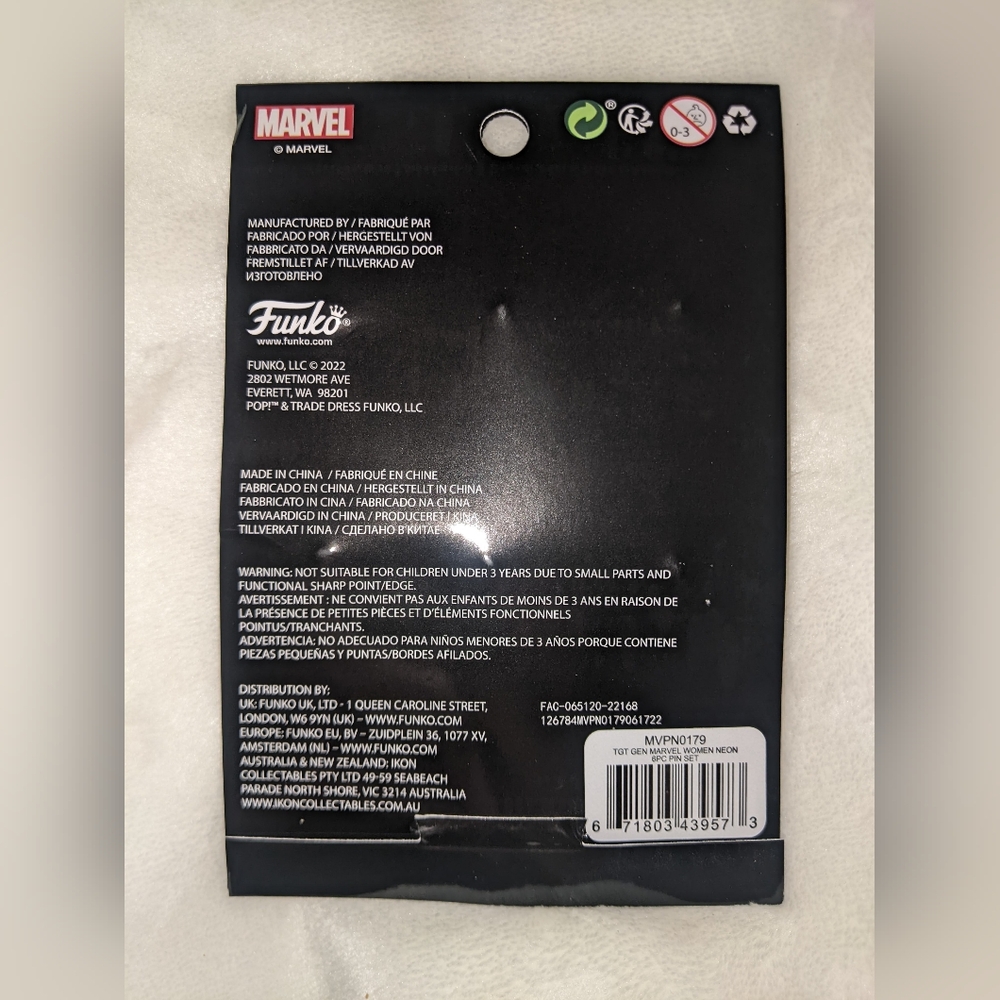 Sealed Infinity Saga enamel pin set from POP pin - Picture 4 of 4